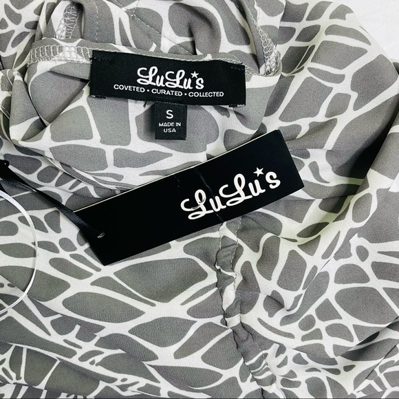 Lulu’s Marble Mood Grey Print Halter Maxi Dress Size Small NWT - Picture 9 of 13